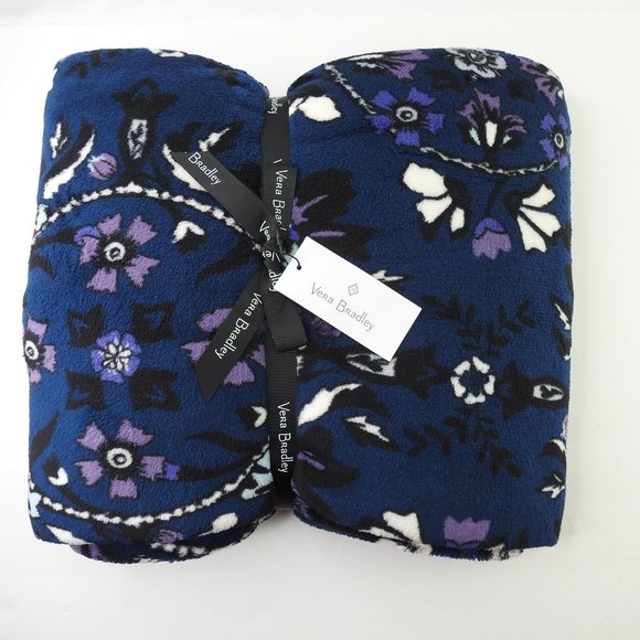 Vera Bradley Bedding Vera Bradley Holiday Throw Blanket Fleur